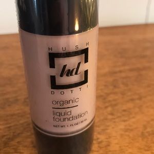 Hush + Dotti liquid foundation